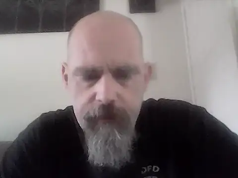 crazyheratic8 webcam