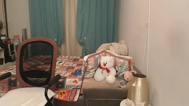 LuxuryNika webcam
