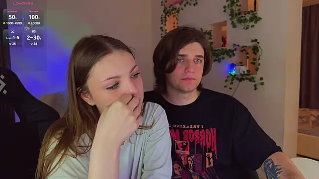RobertAndLinela webcam