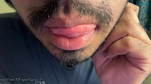 Ruthless_guyy_telugu live cam on StripChat