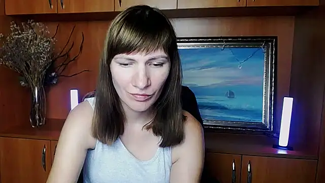 Rosalinda_ro live cam on StripChat