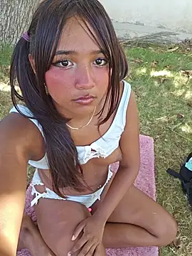 Pretty_karol webcam