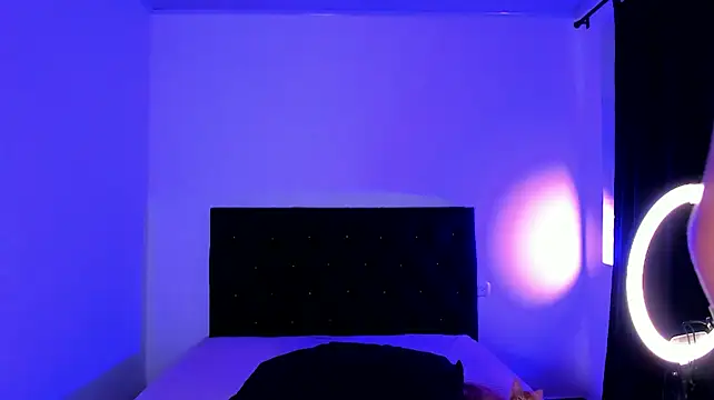 HayleyRoss_ webcam