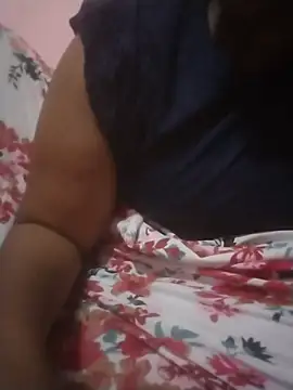 Tamilshweta757 webcam