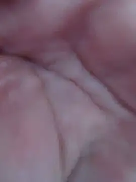 Melany-34 orgasm cam girl
