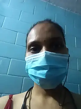 Hot_priya03 webcam