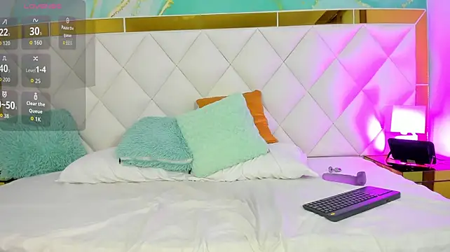 Tara_Vinter616 webcam
