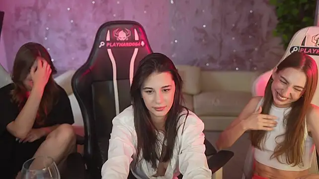 MissDaniela webcam