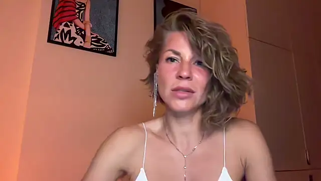 Norielii live cam on StripChat