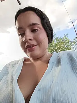Julieth_hot-69