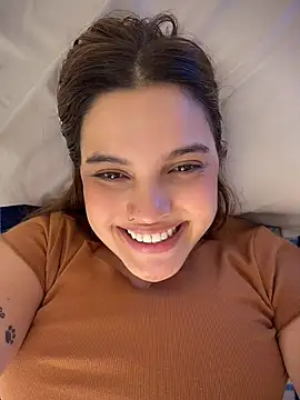 colibri_xxx (F young) - TITIS OUT HIDDEN 🤫🤫