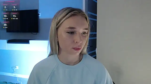 Emily_Hartt webcam