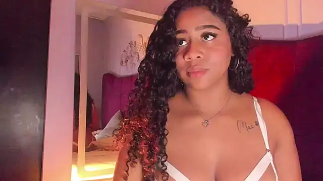 Sofi_Fox_ live sex cam