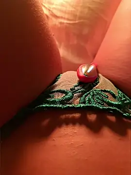 SexyErola27 webcam