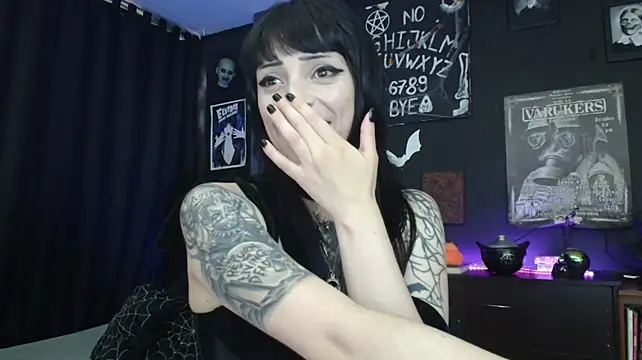 Goddess_Mortem webcam