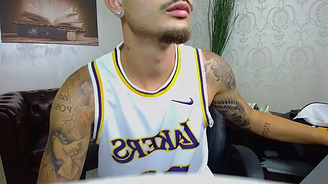 BrandonTate webcam