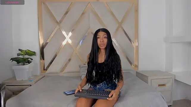 angelkyraasm webcam