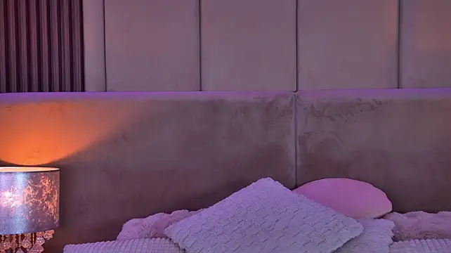 StephanieYves webcam