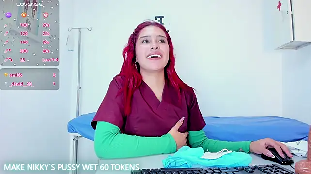 Nikky_Rose_ webcam