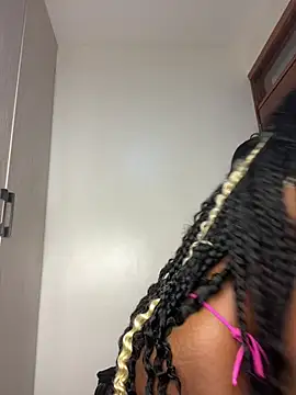 midnightdoll1 webcam