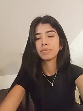 Alana_2026 webcam