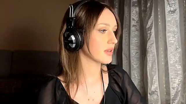 ShannanWohlers webcam