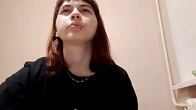Mialivia live cam on StripChat