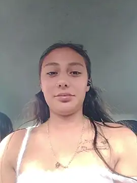 caroline_bennett webcam