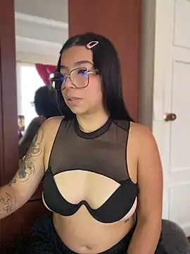 maaddyXXX webcam