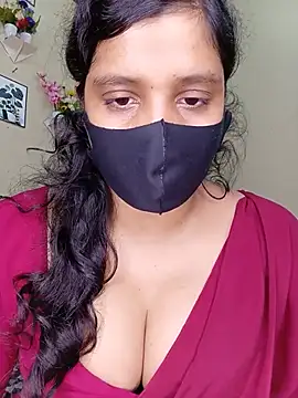 Rose-luckey webcam