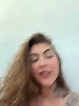 miiabellovic webcam