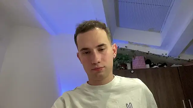 Sour_Boy webcam