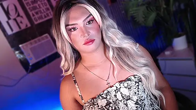Sofia_Smith_23