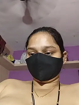 Priyanka_30 webcam