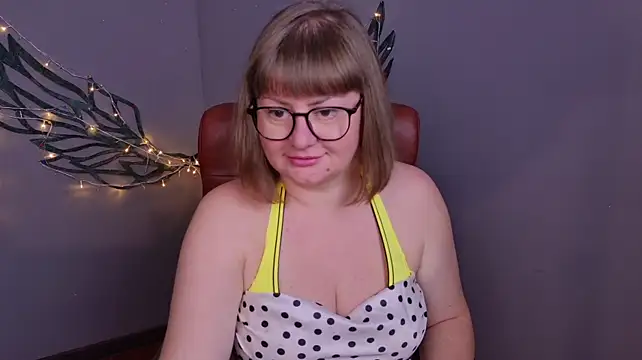 ZannaDreil webcam