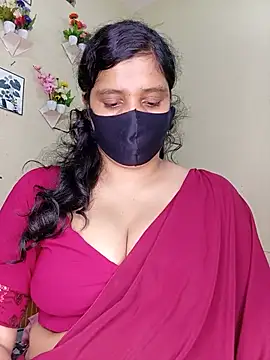 Rose-luckey webcam