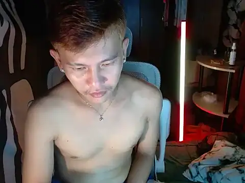 ralfasian25 (M young) - MAKE ME CUM ILL EAT MY CUM FOR U
