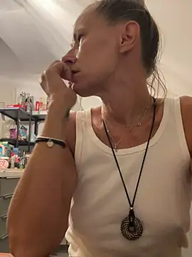 blondi2077 webcam