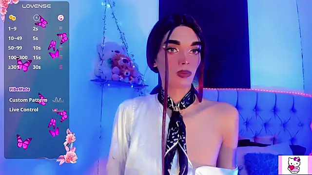 cami_valkyrie webcam