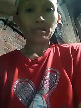 Nguyen_Emaa webcam