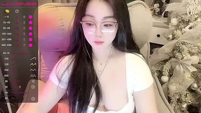 Monica-666888- webcam