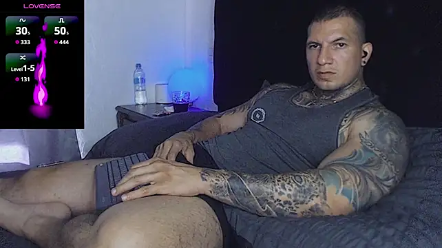 Shane_Clay webcam