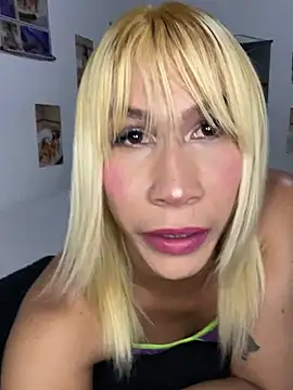 Astrid_Porno webcam