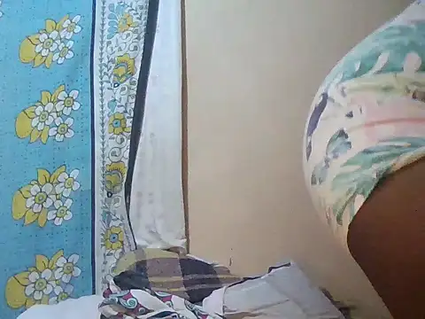 ToxicDoll01 webcam