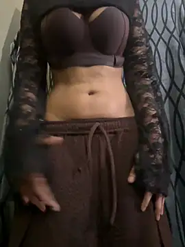 BabyNyraa webcam