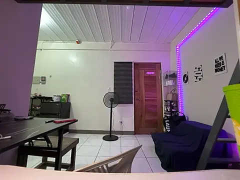PinayLina18 webcam