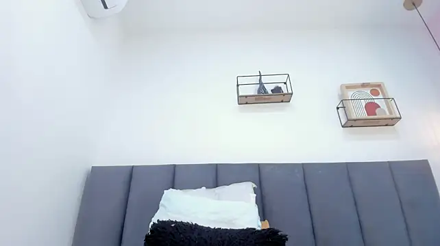 sam_doll_ webcam