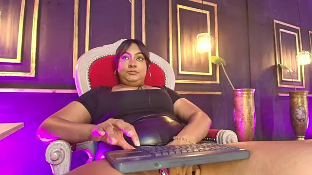 alexa_cruz__