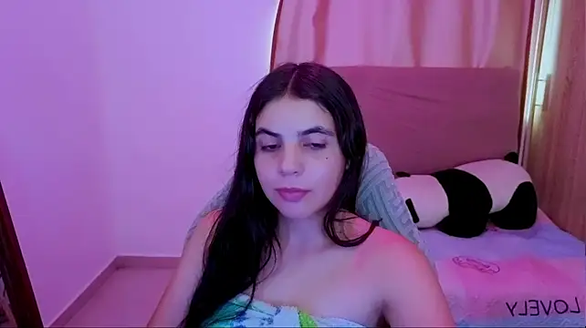 _elenna webcam