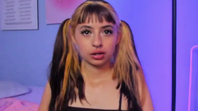 AnnyCotton webcam